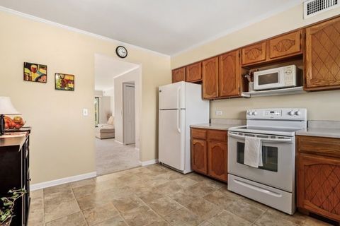 Tiny photo for 3256 Sanders Road #4E, Northbrook, IL 60062 (MLS # 12405188)