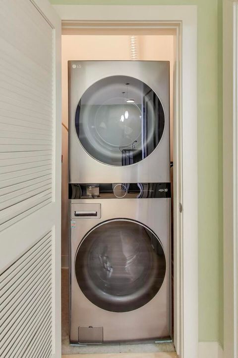 Tiny photo for 725 N Aberdeen Street #607, Chicago, IL 60642 (MLS # 12595328)