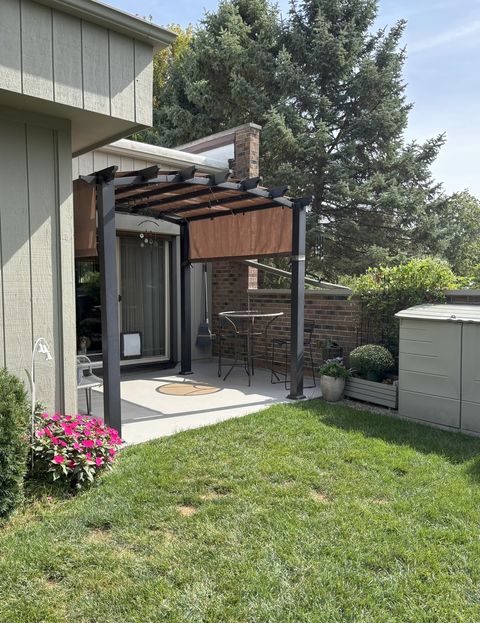 Tiny photo for 9 Temple Garden Court, St. Charles, IL 60174 (MLS # 12479503)
