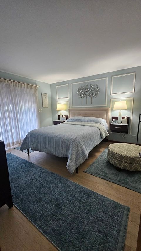Tiny photo for 9 Temple Garden Court, St. Charles, IL 60174 (MLS # 12479503)