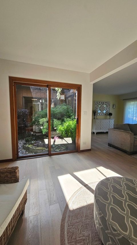 Tiny photo for 9 Temple Garden Court, St. Charles, IL 60174 (MLS # 12479503)