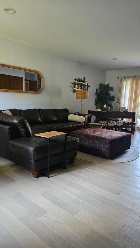 Tiny photo for 9 Temple Garden Court, St. Charles, IL 60174 (MLS # 12479503)