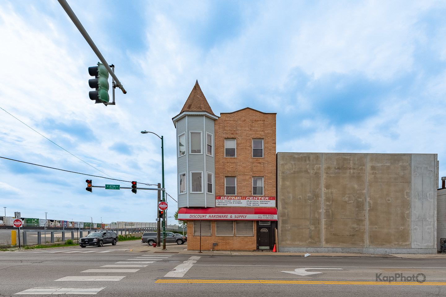 601 W 47th Street