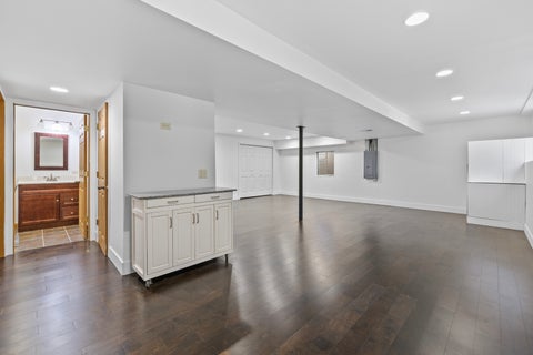 Tiny photo for 2462 Green Valley Court, Aurora, IL 60503 (MLS # 12736689)