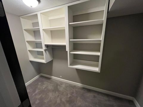 Tiny photo for 25130 Valley Dr Drive, Bettendorf, IA 52722 (MLS # 100000654)