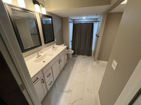 Tiny photo for 25130 Valley Dr Drive, Bettendorf, IA 52722 (MLS # 100000654)