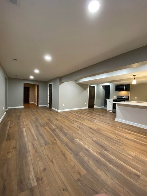 Tiny photo for 25130 Valley Dr Drive, Bettendorf, IA 52722 (MLS # 100000654)