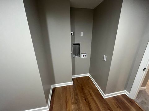 Tiny photo for 25130 Valley Dr Drive, Bettendorf, IA 52722 (MLS # 100000654)