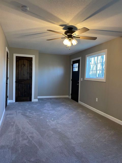 Tiny photo for 25130 Valley Dr Drive, Bettendorf, IA 52722 (MLS # 100000654)