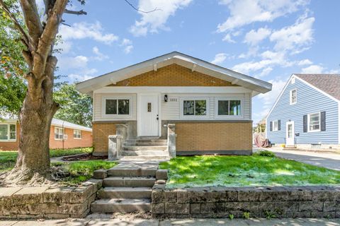 Photo of 1211 Highland Avenue, Joliet, IL 60435 (MLS # 12479082)