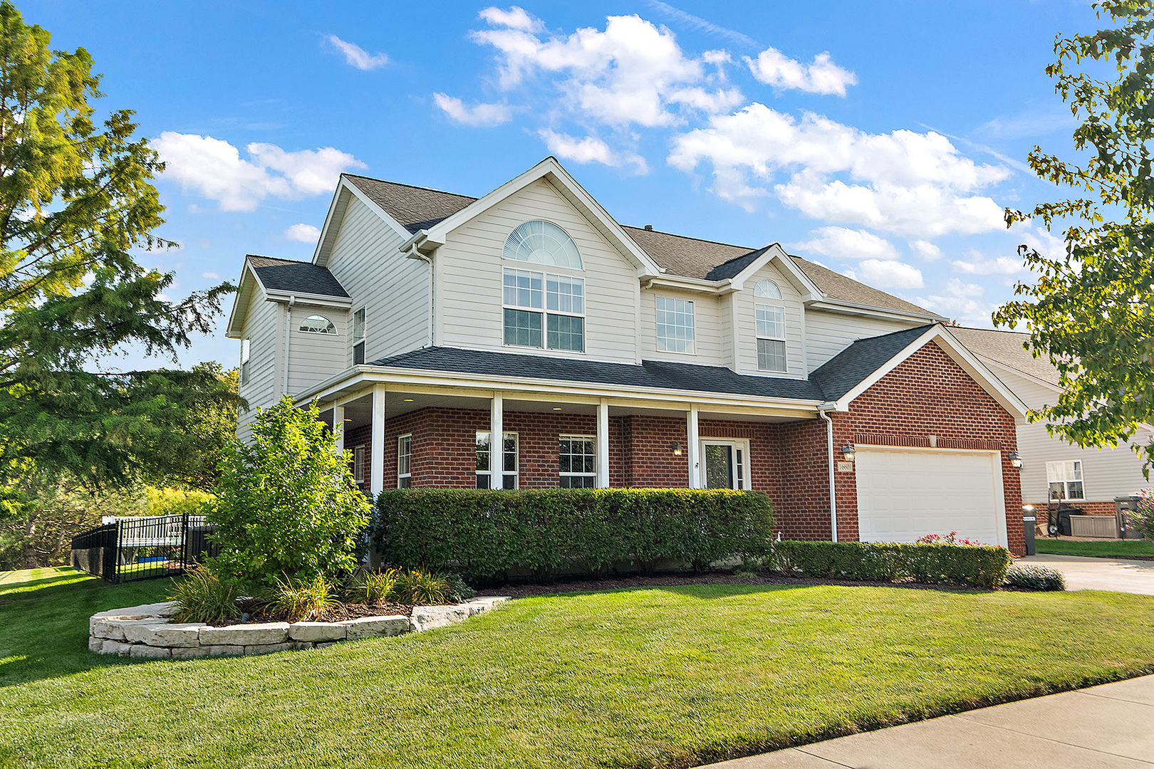 16601 W Springview Drive