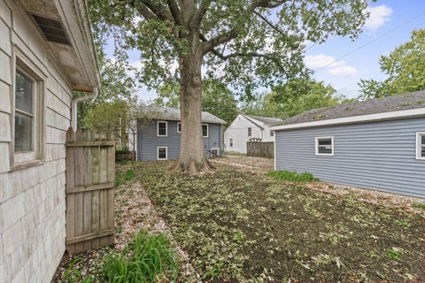 Tiny photo for 710 S Urbana Avenue, Urbana, IL 61801 (MLS # 12733651)