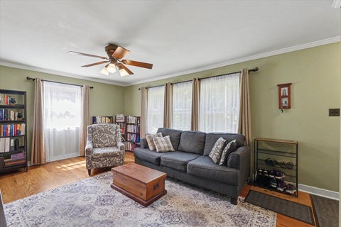 Tiny photo for 710 S Urbana Avenue, Urbana, IL 61801 (MLS # 12733651)