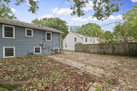 Tiny photo for 710 S Urbana Avenue, Urbana, IL 61801 (MLS # 12733651)
