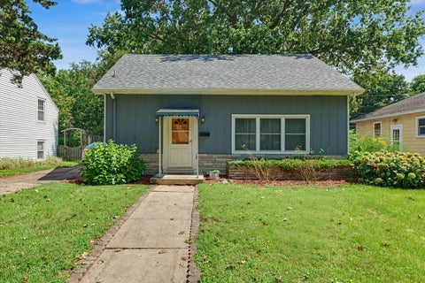 Tiny photo for 710 S Urbana Avenue, Urbana, IL 61801 (MLS # 12733651)