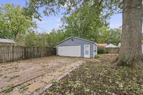 Tiny photo for 710 S Urbana Avenue, Urbana, IL 61801 (MLS # 12733651)