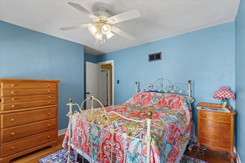 Tiny photo for 710 S Urbana Avenue, Urbana, IL 61801 (MLS # 12733651)