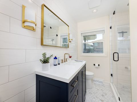 Tiny photo for 358 E Saint Charles Road, Elmhurst, IL 60126 (MLS # 12471564)