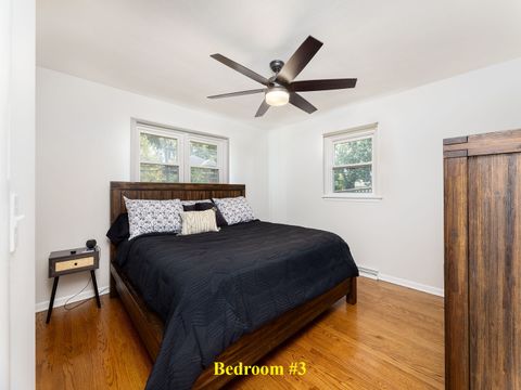 Tiny photo for 358 E Saint Charles Road, Elmhurst, IL 60126 (MLS # 12471564)