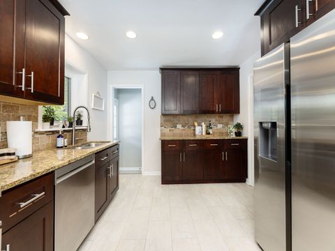 Tiny photo for 358 E Saint Charles Road, Elmhurst, IL 60126 (MLS # 12471564)