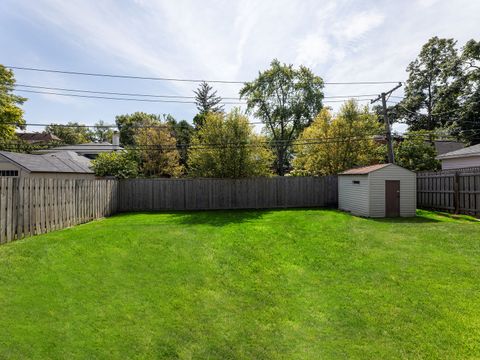 Tiny photo for 358 E Saint Charles Road, Elmhurst, IL 60126 (MLS # 12471564)