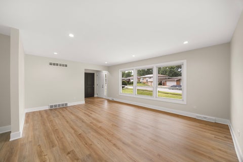 Tiny photo for 445 E 168TH Place, South Holland, IL 60473 (MLS # 12676206)