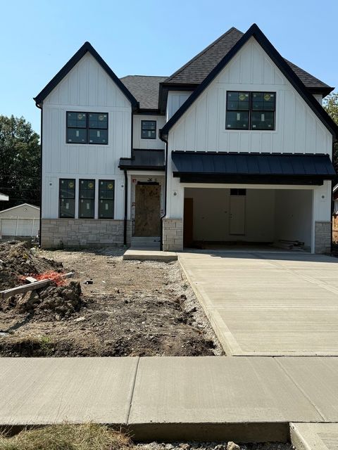 740 S Berkley Avenue Elmhurst IL 60126