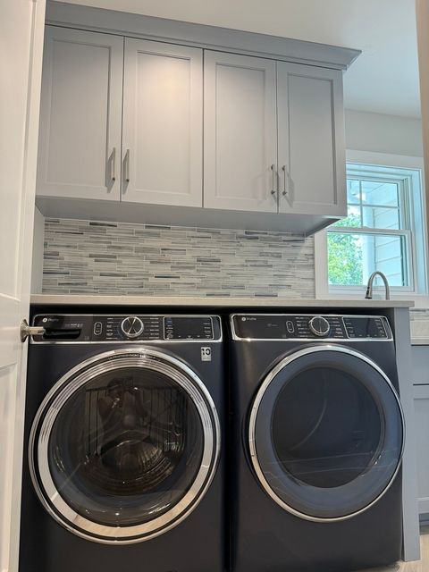Tiny photo for 740 S Berkley Avenue, Elmhurst, IL 60126 (MLS # 12441989)