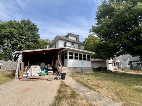 Tiny photo for 212 W Vine Street, Villa Grove, IL 61956 (MLS # 12473203)