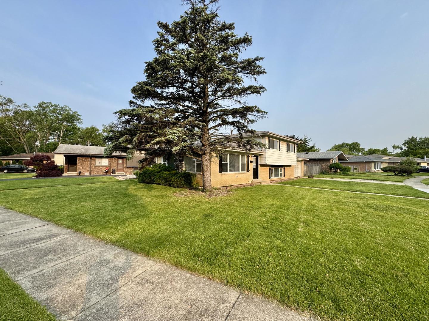 4230 Barry Lane