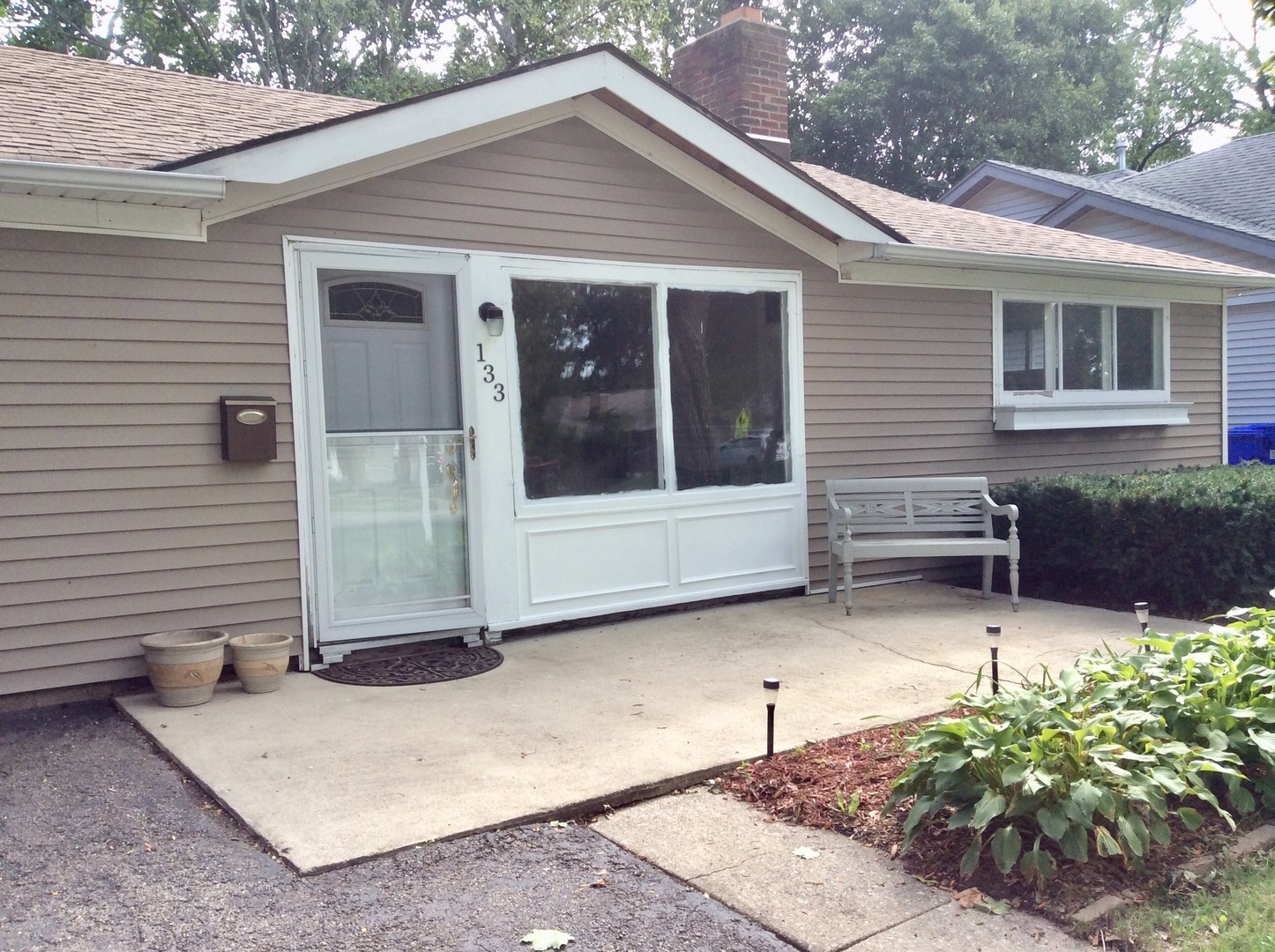 133 N Woodlawn Street