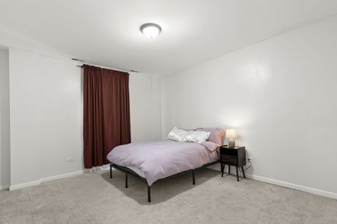 Tiny photo for 5300 N LINCOLN Avenue #4E, Chicago, IL 60625 (MLS # 12517891)