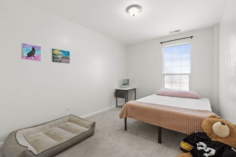 Tiny photo for 5300 N LINCOLN Avenue #4E, Chicago, IL 60625 (MLS # 12517891)