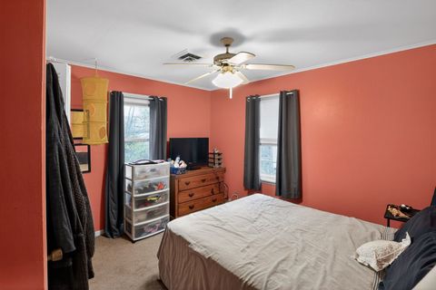 Tiny photo for 1006 Hester Avenue, Centralia, IL 62801 (MLS # 12579396)