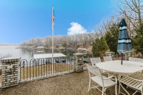 Tiny photo for 175 Oak Circle, Goreville, IL 62939 (MLS # 12571385)