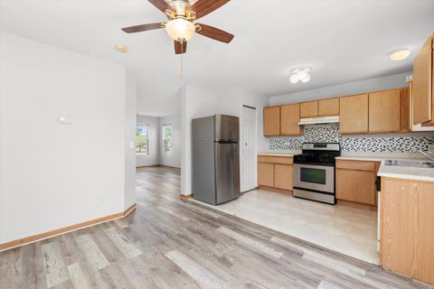 Tiny photo for 923 E SAVANNAH Drive, Romeoville, IL 60446 (MLS # 12403669)