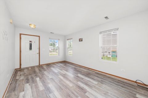 Tiny photo for 923 E SAVANNAH Drive, Romeoville, IL 60446 (MLS # 12403669)