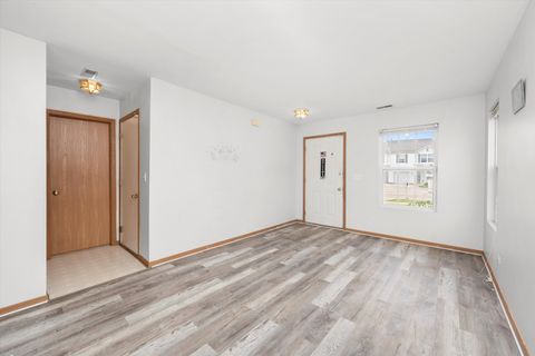 Tiny photo for 923 E SAVANNAH Drive, Romeoville, IL 60446 (MLS # 12403669)