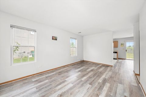Tiny photo for 923 E SAVANNAH Drive, Romeoville, IL 60446 (MLS # 12403669)