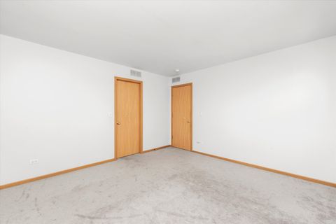 Tiny photo for 923 E SAVANNAH Drive, Romeoville, IL 60446 (MLS # 12403669)