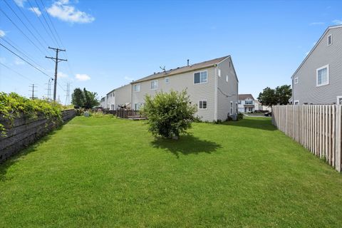 Tiny photo for 923 E SAVANNAH Drive, Romeoville, IL 60446 (MLS # 12403669)