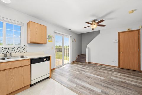 Tiny photo for 923 E SAVANNAH Drive, Romeoville, IL 60446 (MLS # 12403669)
