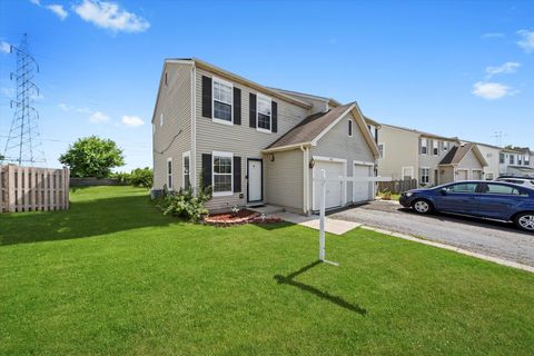 Photo of 923 E SAVANNAH Drive, Romeoville, IL 60446 (MLS # 12403669)