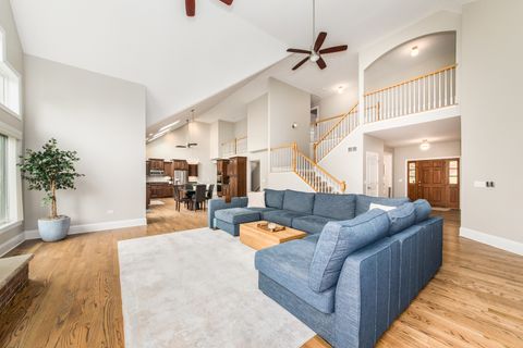 Tiny photo for 4736 DEVON Avenue, Lisle, IL 60532 (MLS # 12629688)