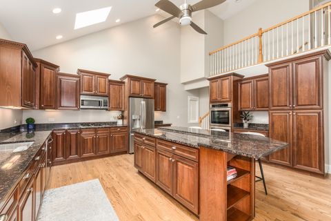 Tiny photo for 4736 DEVON Avenue, Lisle, IL 60532 (MLS # 12629688)