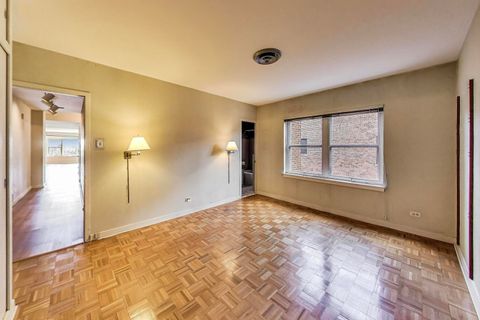 Tiny photo for 1508 Hinman Avenue #8B, Evanston, IL 60201 (MLS # 12502283)