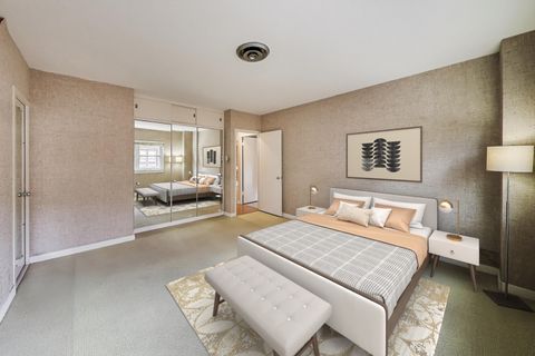 Tiny photo for 1508 Hinman Avenue #8B, Evanston, IL 60201 (MLS # 12502283)