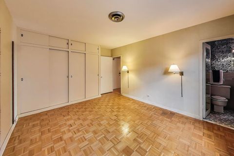 Tiny photo for 1508 Hinman Avenue #8B, Evanston, IL 60201 (MLS # 12502283)