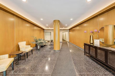 Tiny photo for 1508 Hinman Avenue #8B, Evanston, IL 60201 (MLS # 12502283)