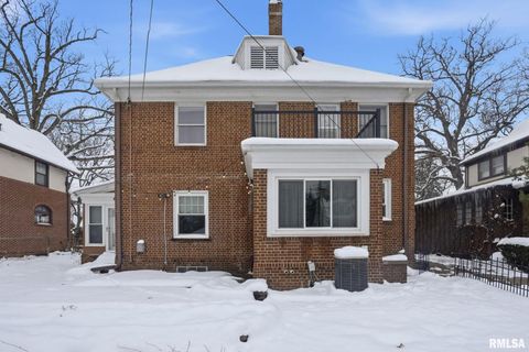 Tiny photo for 1330 29TH Street, Moline, IL 61265 (MLS # QC4269827)